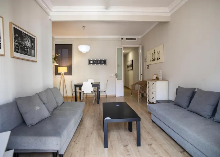23Par1007 Comfortable Apartment In Paralel