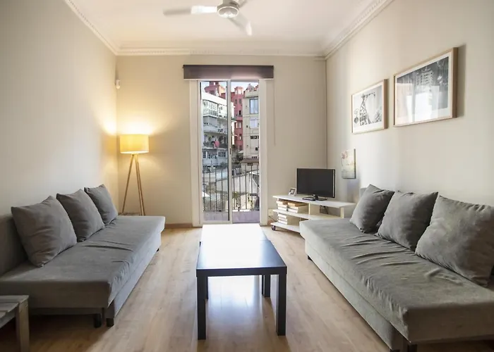 23Par1007 Comfortable Apartment In Paralel
